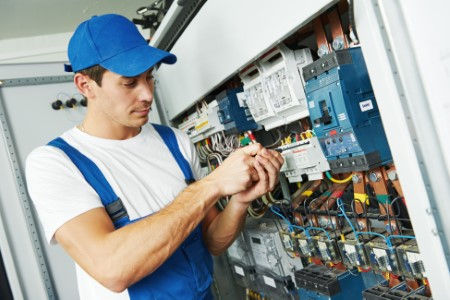 Seeking for emergency electrical services