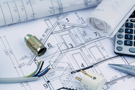 The benefits of hiring a commercial electrician